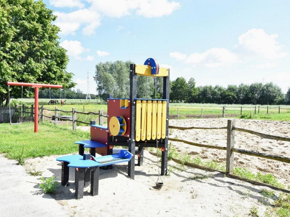Tasteful Holiday Home In Sijsele Brugge With Garden Veldhoek المظهر الخارجي الصورة